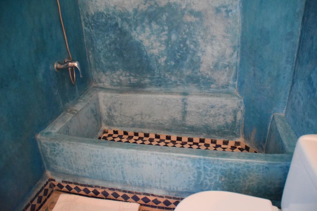 Riad Saltana Есувейра Стая снимка